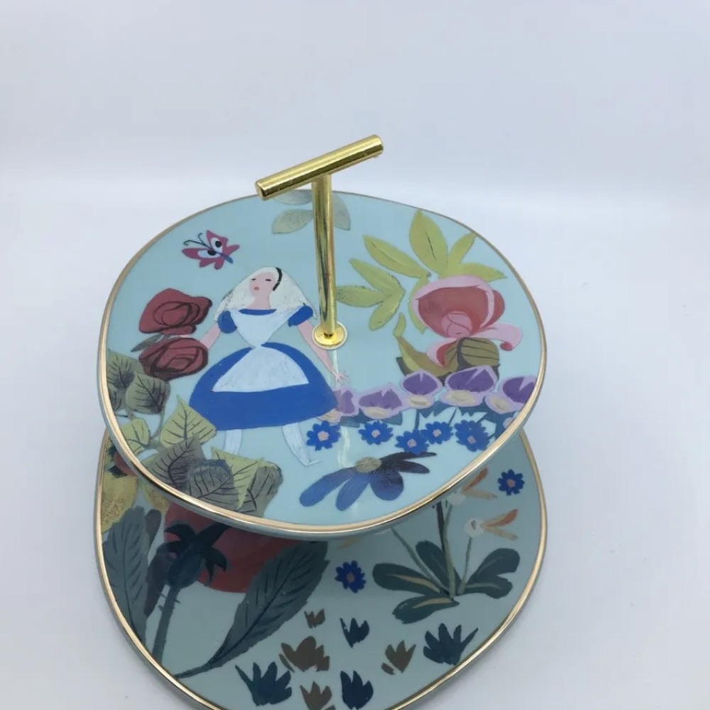 Alice in wonderland 2 tier tray